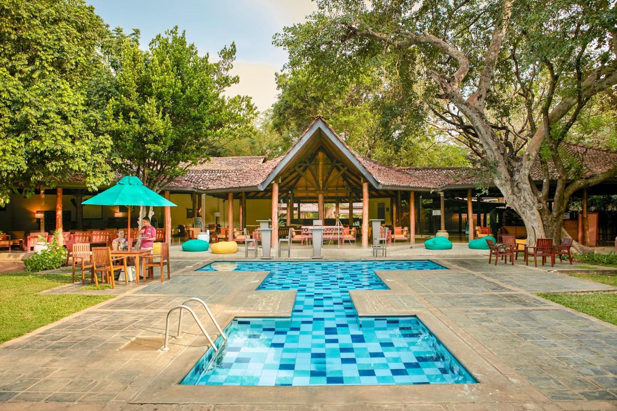 Hotel Sigiriya Ngoại thất bức ảnh