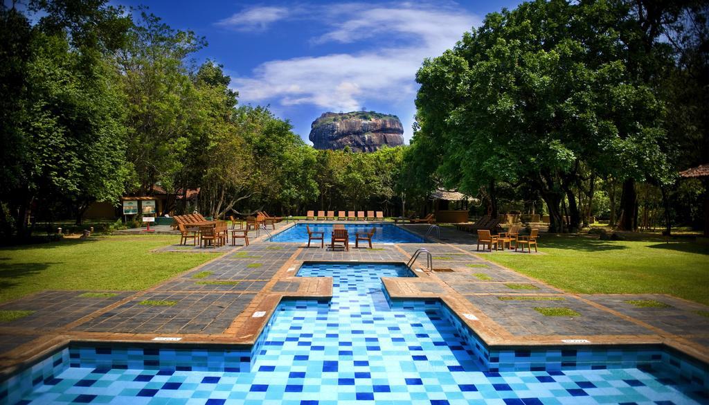 Hotel Sigiriya Ngoại thất bức ảnh Sigiriya Hotel