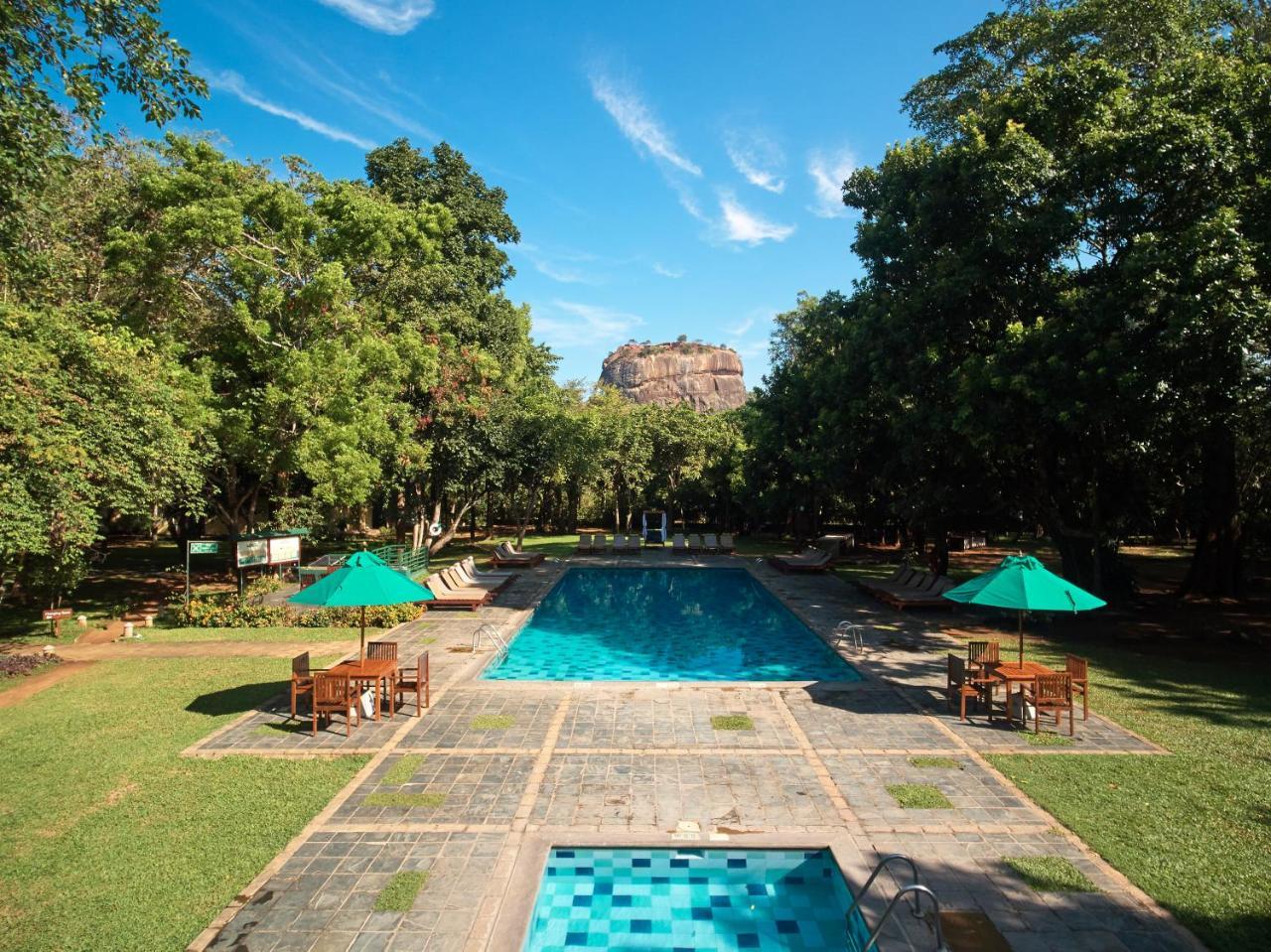 Hotel Sigiriya Ngoại thất bức ảnh Sigiriya Hotel